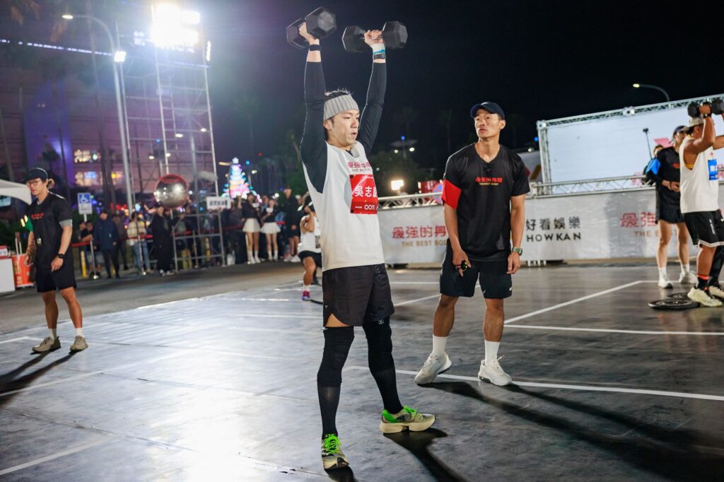 大飛跩嗆《最強的身體》沒對手　後輩歌手霸氣回噹：讓他知道誰才真的會飛