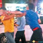 绿色的愤怒绝不能忍 男子夜遇妻子偷腥怒打情夫