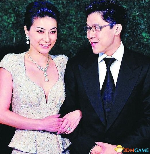消息称郭晶晶诞下男婴 将获得2亿元房产作奖励