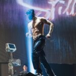 RAIN隔20年再度攻蛋！「一開唱就脫了」　秀冰塊盒腹肌烙中文寵粉：可以嗎
