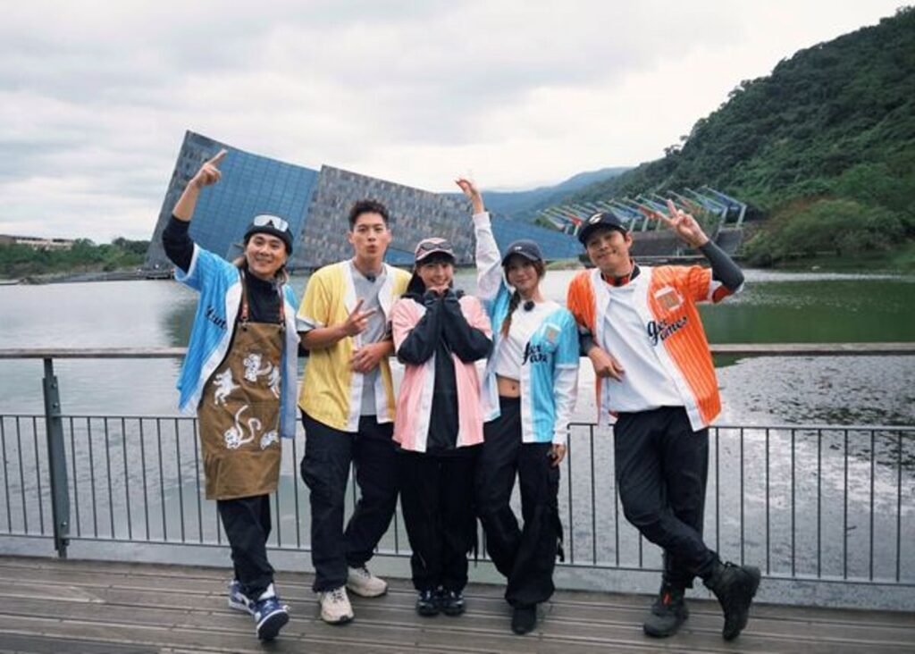 峮峮告別《飢餓遊戲》畢業旅行重回起點　眾人不捨落淚